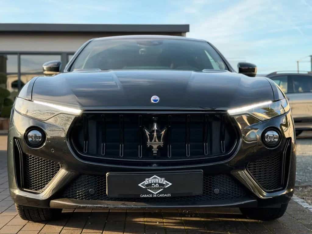 Maserati Levante Trofeo 3.8 V8 Facelift/Carbon/B&W/22' 09/2021-photo-3