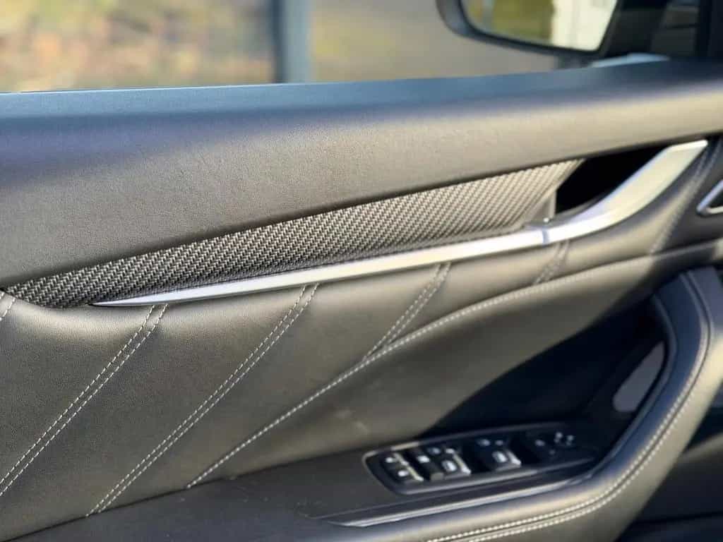 Maserati Levante Trofeo 3.8 V8 Facelift/Carbon/B&W/22' 09/2021-photo-30