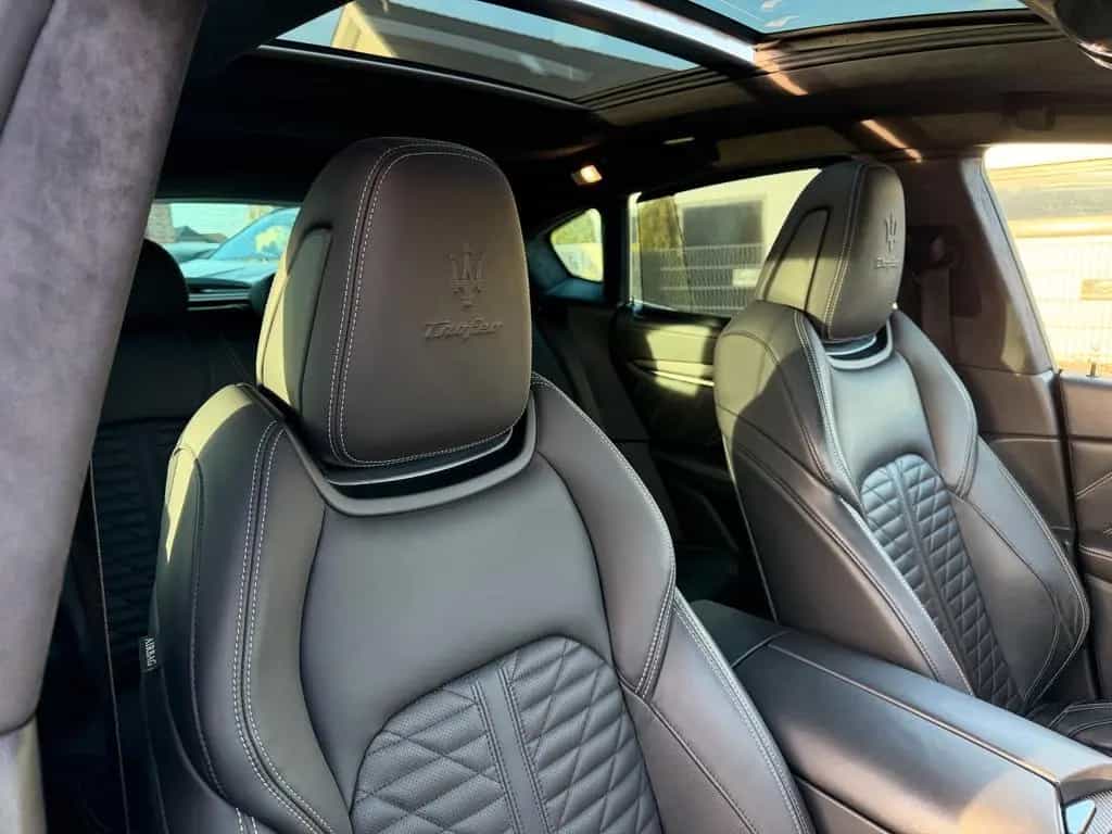 Maserati Levante Trofeo 3.8 V8 Facelift/Carbon/B&W/22' 09/2021-photo-39