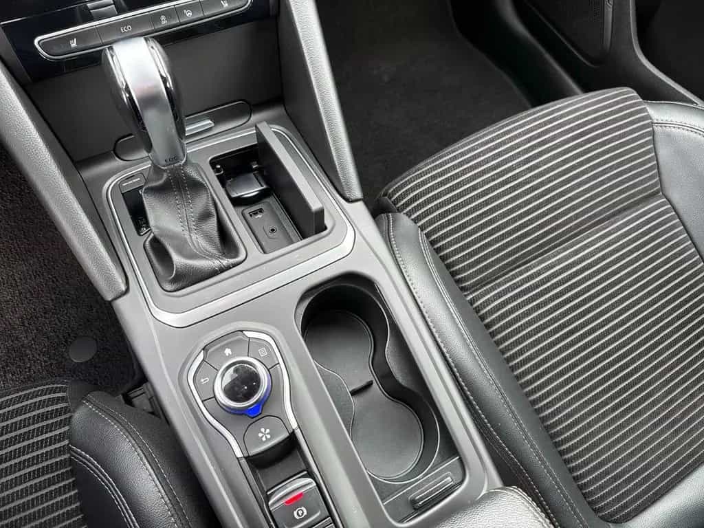 Renault Talisman GT LIMITED TCE 225 KLIMA+NAVI+ACC+PDC 02/2019-photo-18