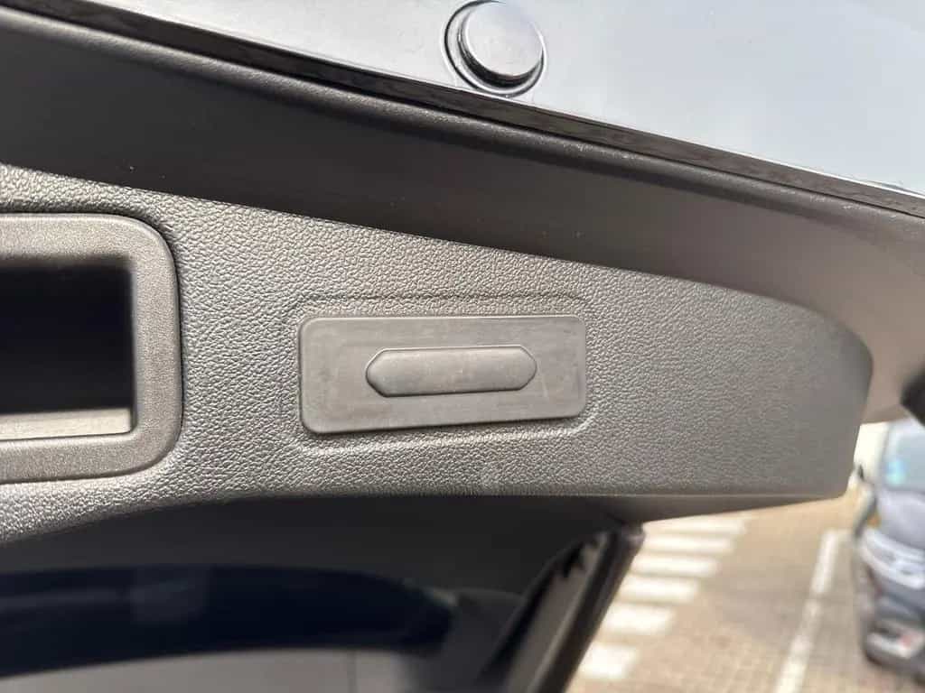 Renault Talisman GT LIMITED TCE 225 KLIMA+NAVI+ACC+PDC 02/2019-photo-27