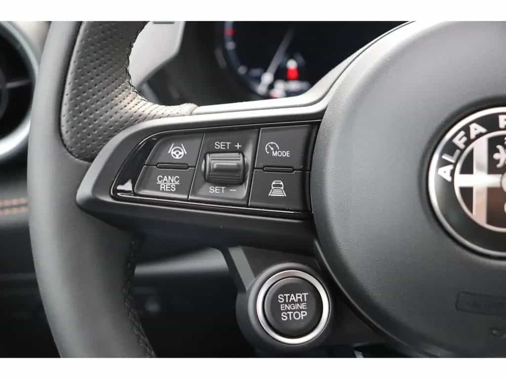 Alfa Romeo Tonale IBRIDA VELOCE 1.2 VGT 175PS DCT6 SCHIEBED 02/2026-photo-27
