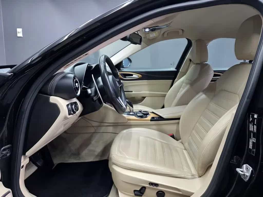 Alfa Romeo Giulia 2.0 SUPER, AUTOMATIK, R-KAMERA, LEDER,ACC 06/2017-photo-7