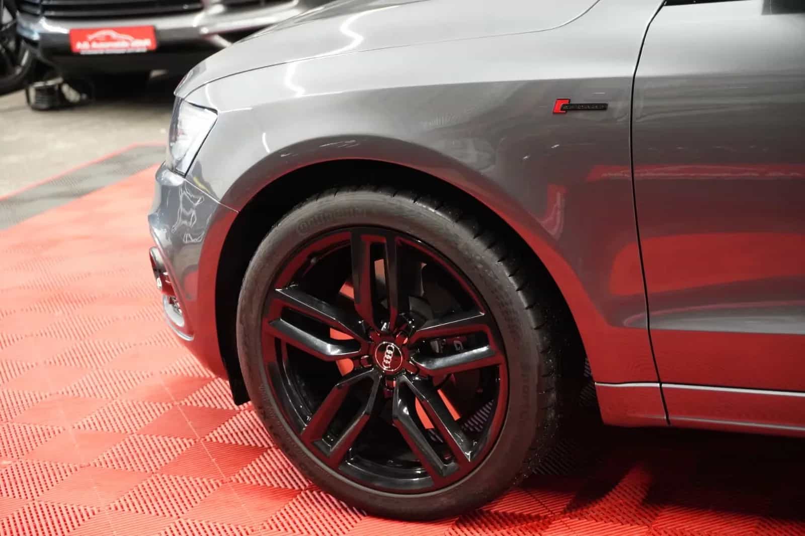 Audi SQ5 07/2016-photo-12