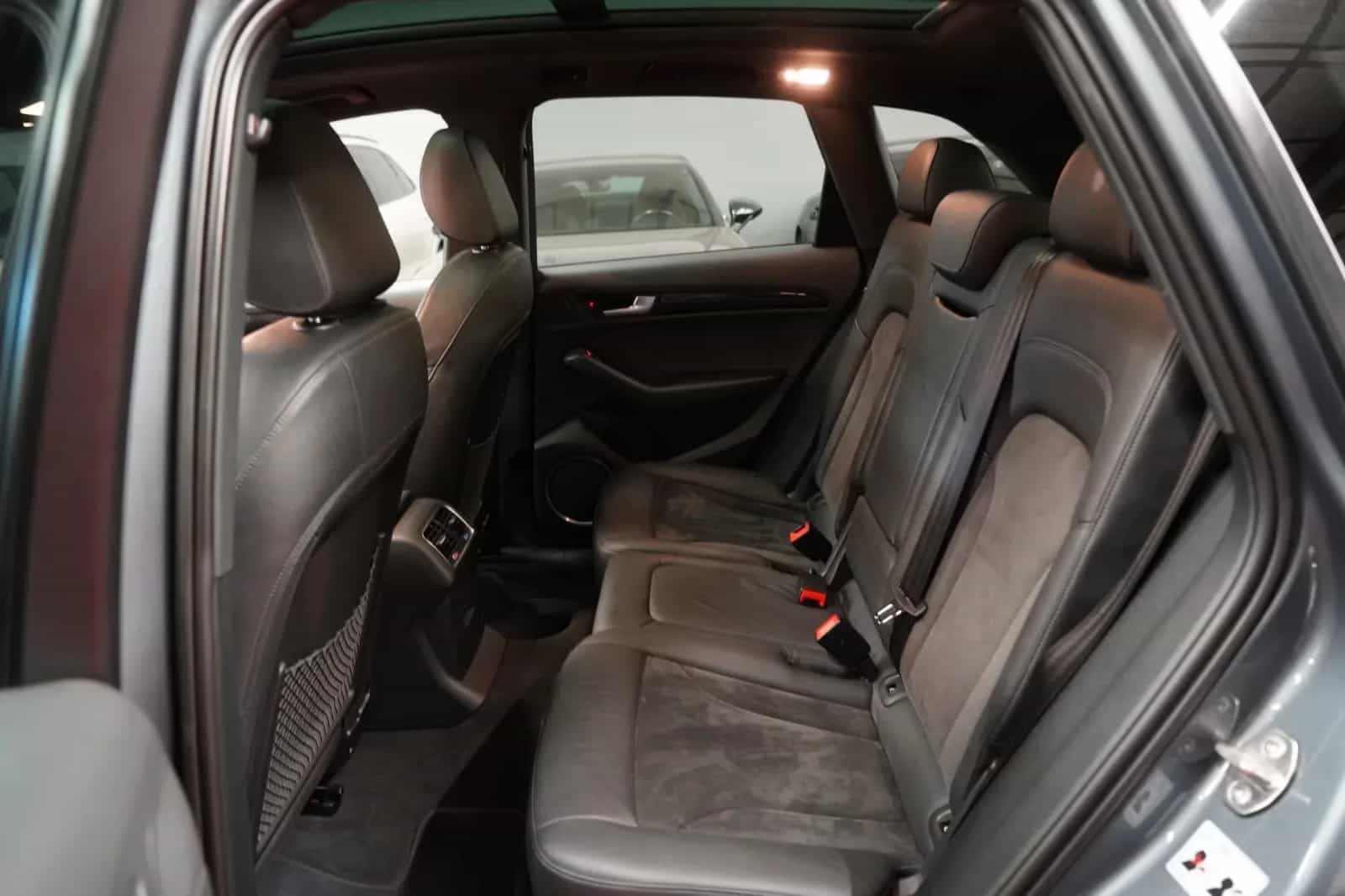 Audi SQ5 07/2016-photo-33