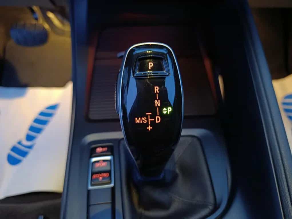BMW X1 sDrive 18 d Advantage Navi LED AHK PDC SHZ 10/2018-photo-19