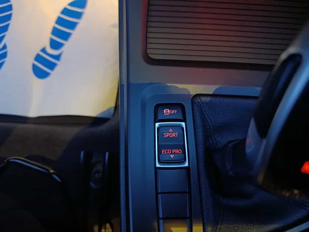 BMW X1 sDrive 18 d Advantage Navi LED AHK PDC SHZ 10/2018-photo-21