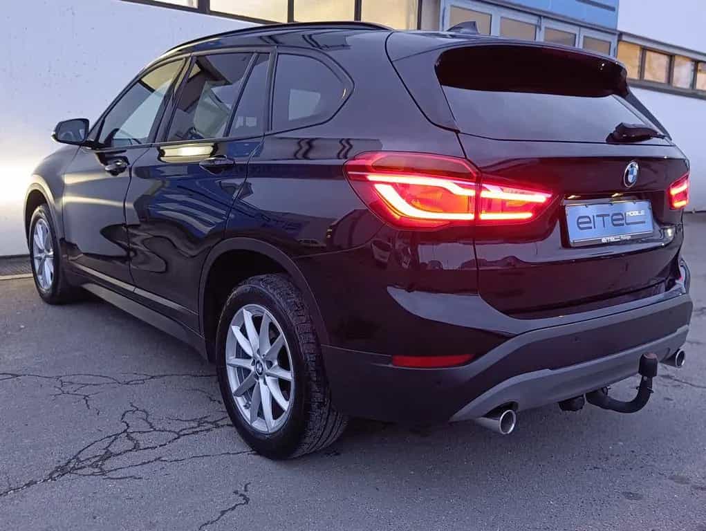 BMW X1 sDrive 18 d Advantage Navi LED AHK PDC SHZ 10/2018-photo-3