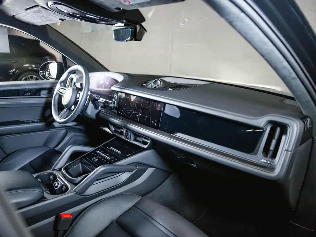 Porsche Cayenne GTS Panoramadach Sport Design 12/2024-photo-19
