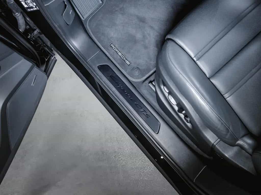Porsche Cayenne GTS Panoramadach Sport Design 12/2024-photo-26