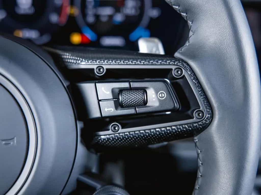 Porsche Cayenne GTS Panoramadach Sport Design 12/2024-photo-32