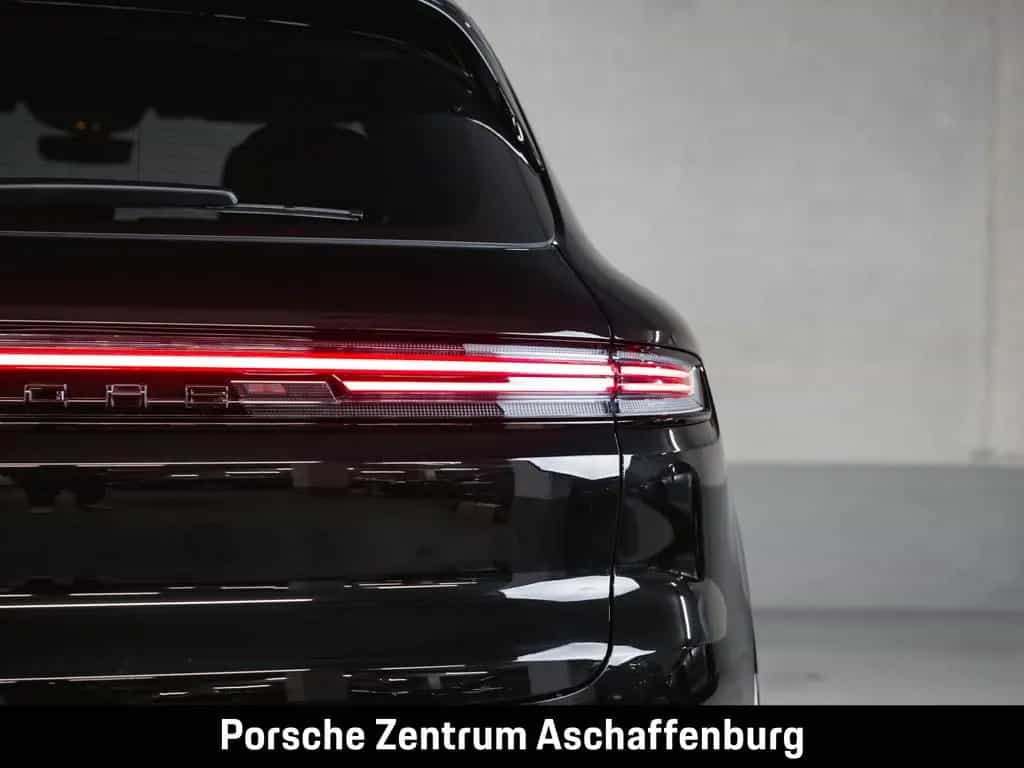 Porsche Cayenne GTS Panoramadach Sport Design 12/2024-photo-6