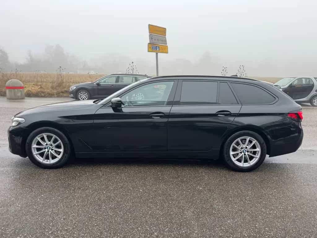 BMW 520 d Touring Shadow Navi LED Kamera HiFi 4Klima 06/2021-photo-2