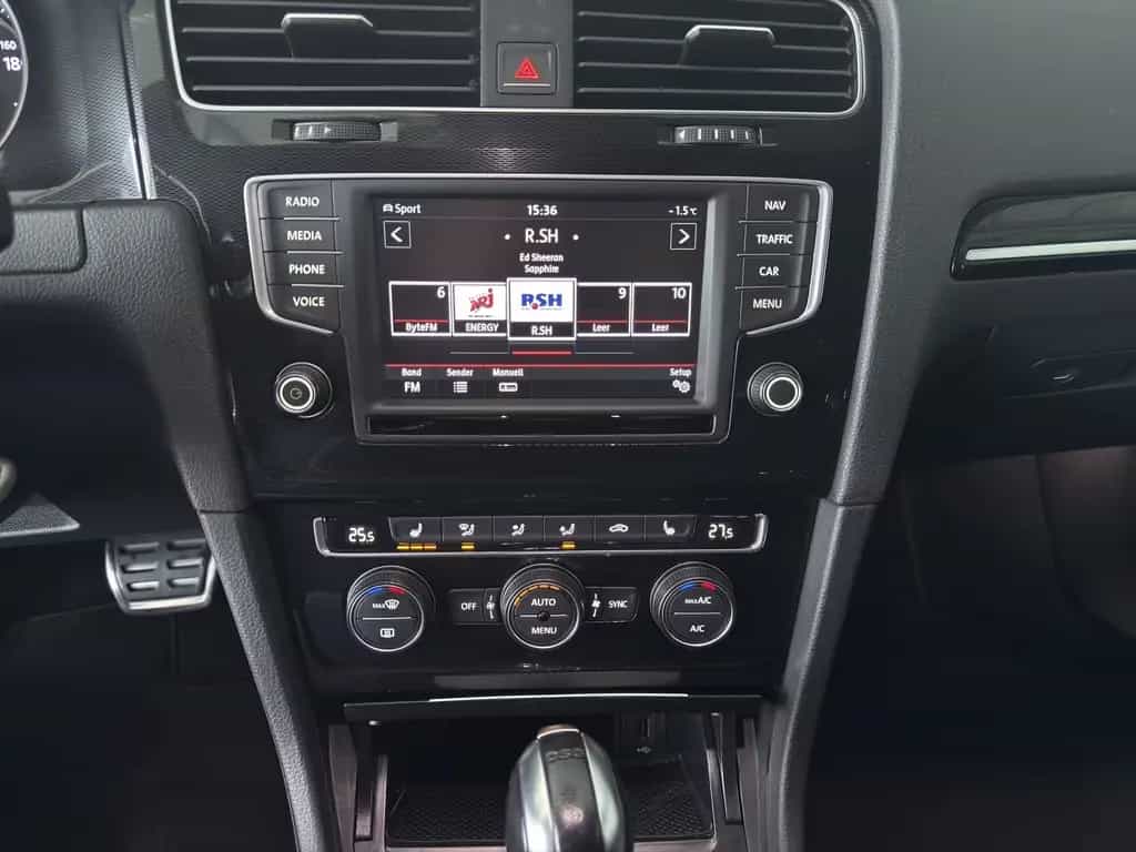 Volkswagen Golf VII 2.0 GTI Performance BMT 04/2016-photo-14