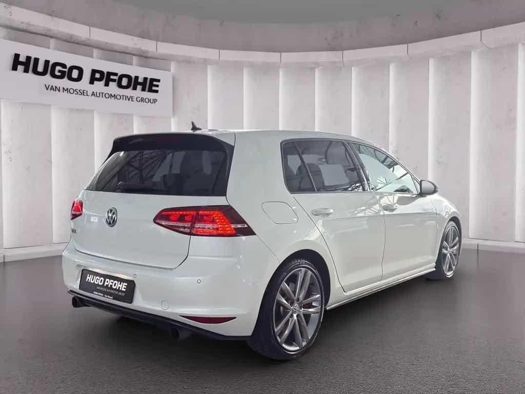 Volkswagen Golf VII 2.0 GTI Performance BMT 04/2016-photo-4