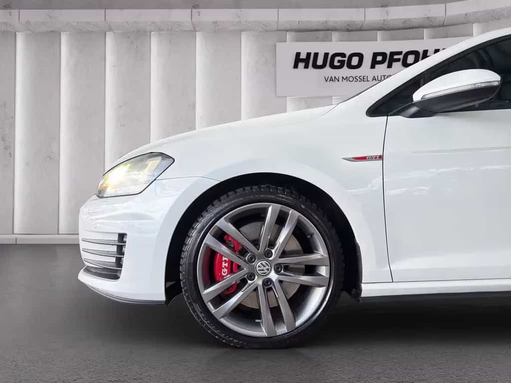 Volkswagen Golf VII 2.0 GTI Performance BMT 04/2016-photo-8