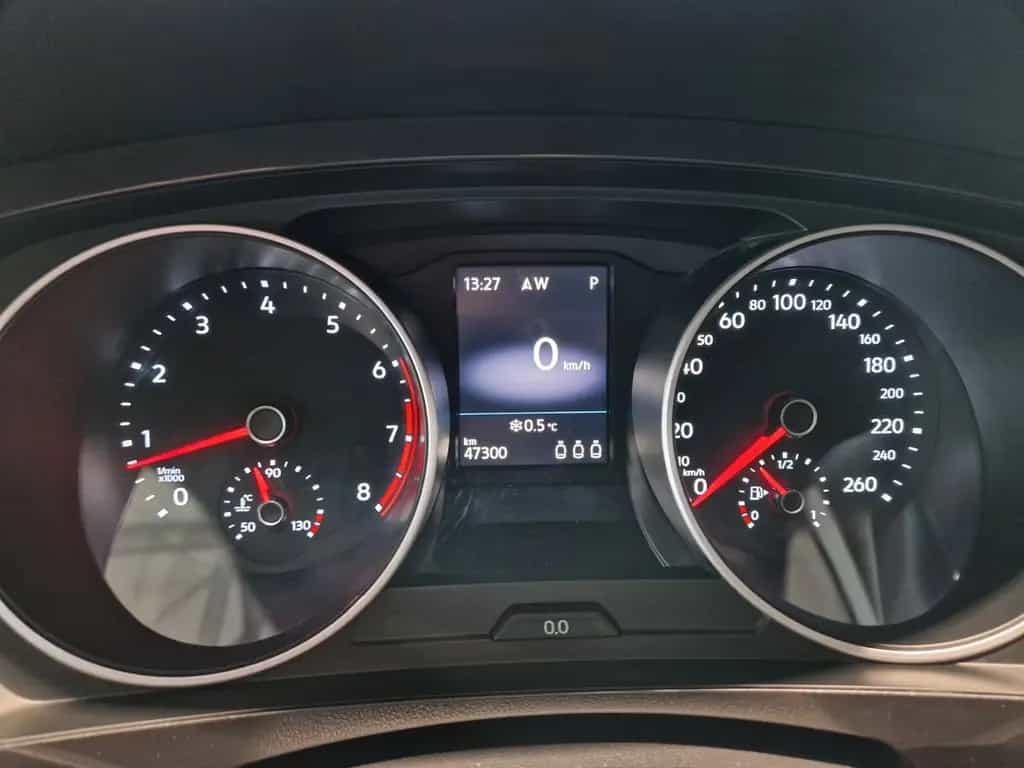 Volkswagen Tiguan Highline BMT 4Motion 180PS PANO 1. HAND 06/2016-photo-11