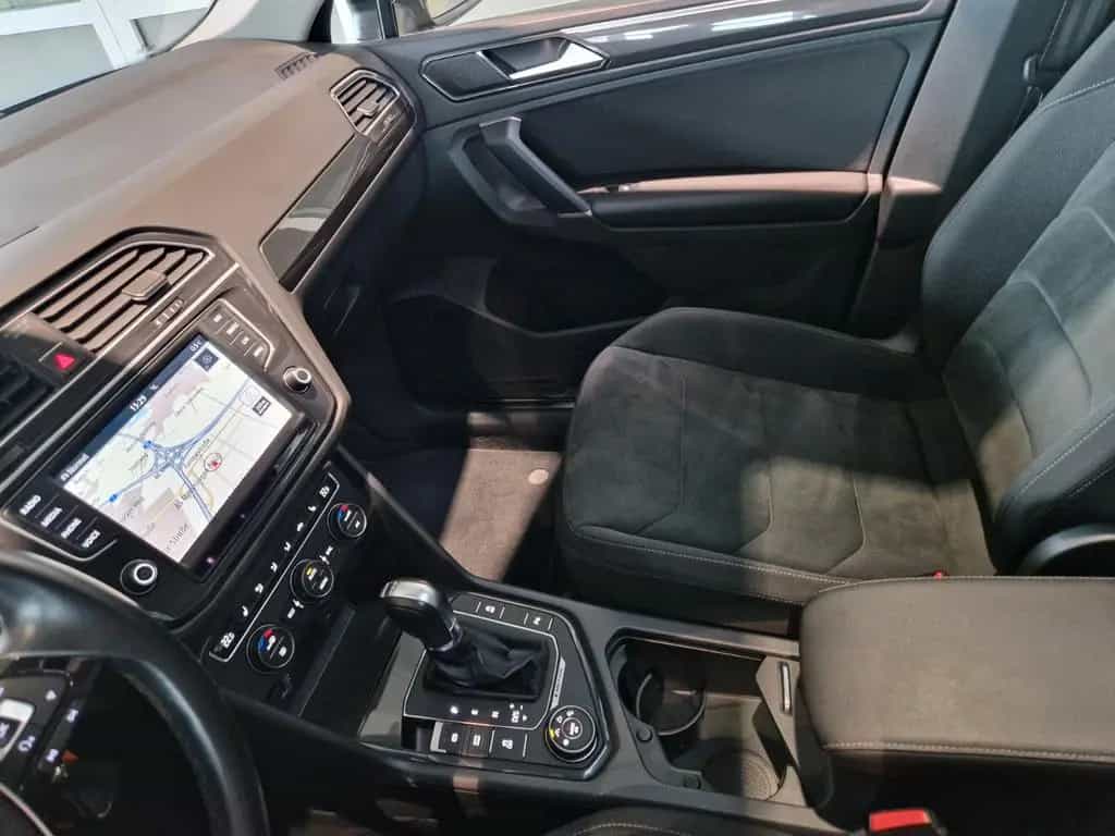 Volkswagen Tiguan Highline BMT 4Motion 180PS PANO 1. HAND 06/2016-photo-17