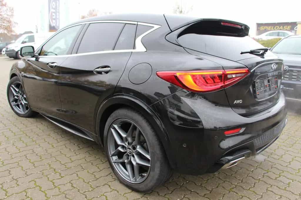 Infiniti Q30 2.0 AWD Sport Tech 08/2019-photo-4