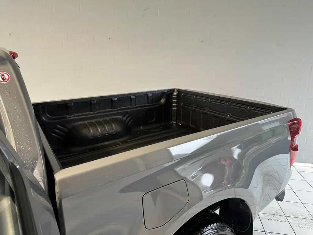 Isuzu D-Max Double Cab LS null-photo-8
