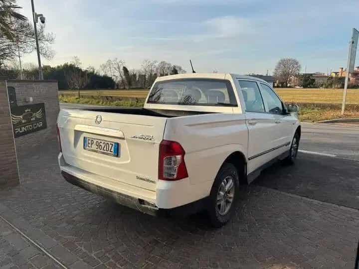 Ssangyong Actyon Sports 2.0 e-XDi 4WD 11/2012-photo-3