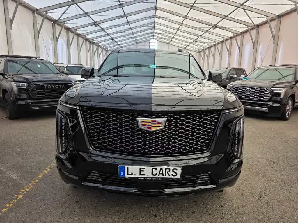 Cadillac Escalade Sport Platinum T1: 119.000 EUR, Stock ! null-photo-1