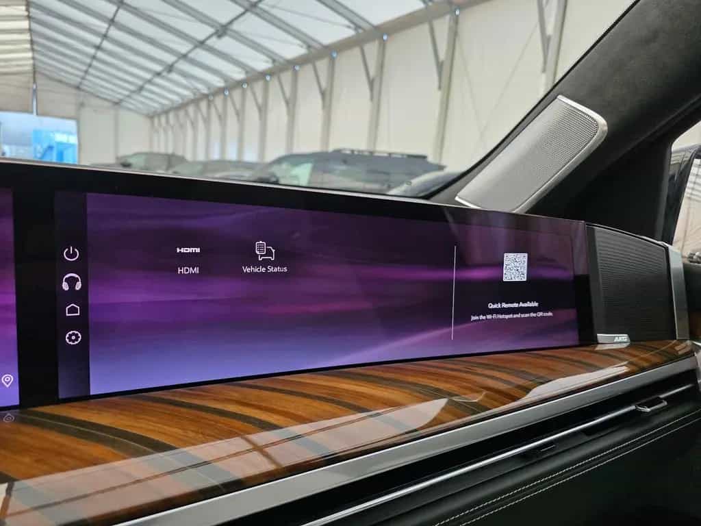 Cadillac Escalade Sport Platinum T1: 119.000 EUR, Stock ! null-photo-35