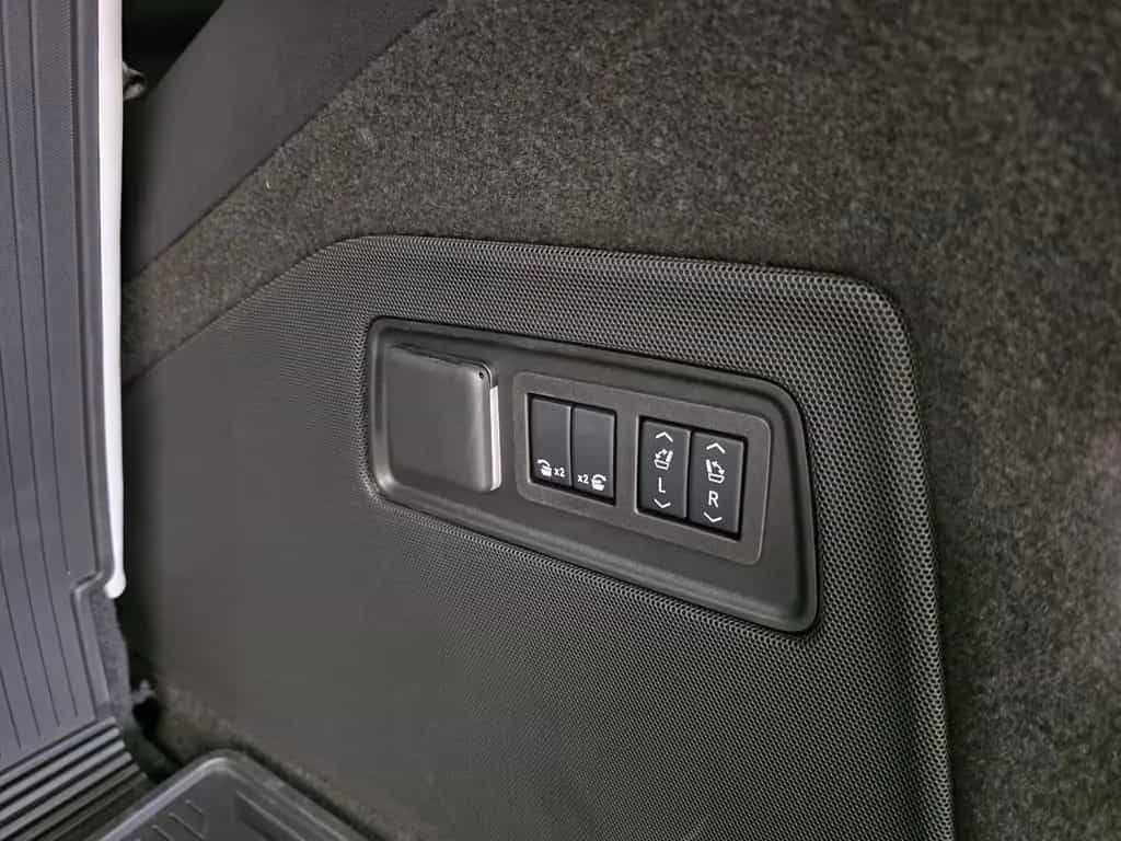 Cadillac Escalade Sport Platinum T1: 119.000 EUR, Stock ! null-photo-7