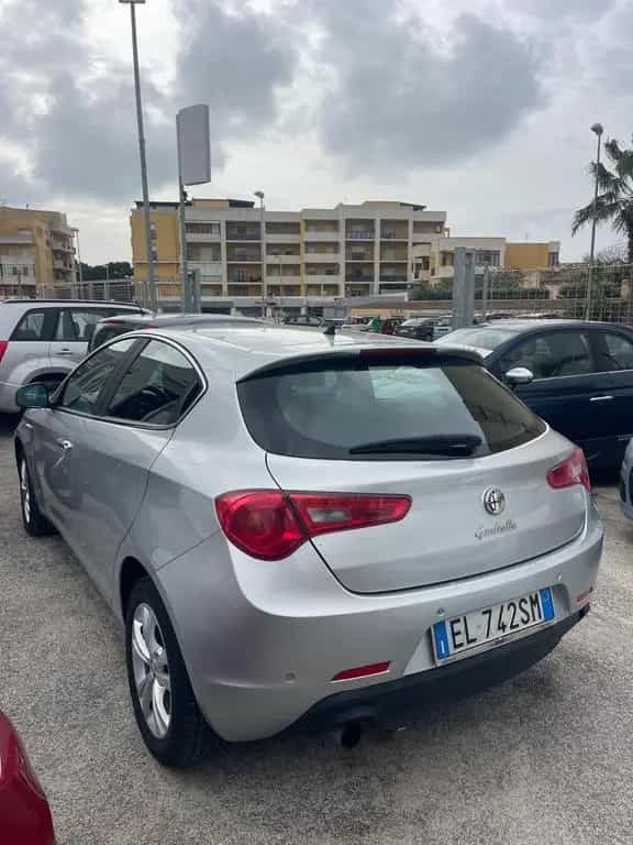 Alfa Romeo Giulietta 1.6 JTDm-2 105 CV Exclusive 01/2014-photo-3