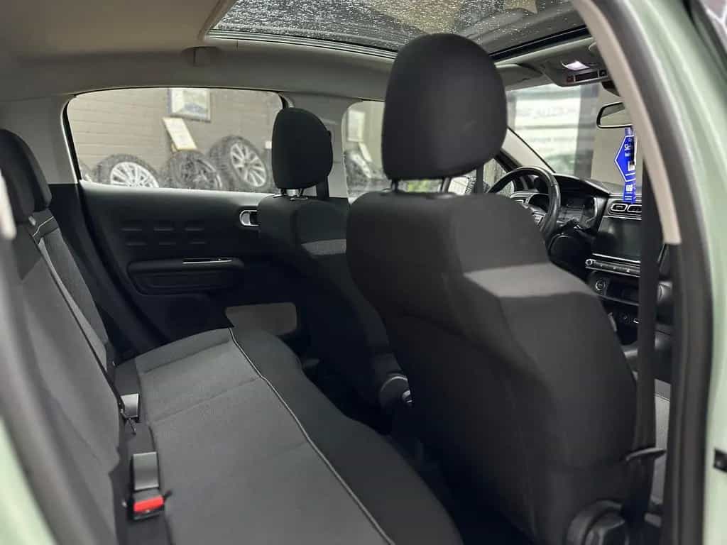 Citroën C3 1.2 PureTech 110 Shine*TÜV*PANORAMA*NAVI*SHZ* 05/2018-photo-11