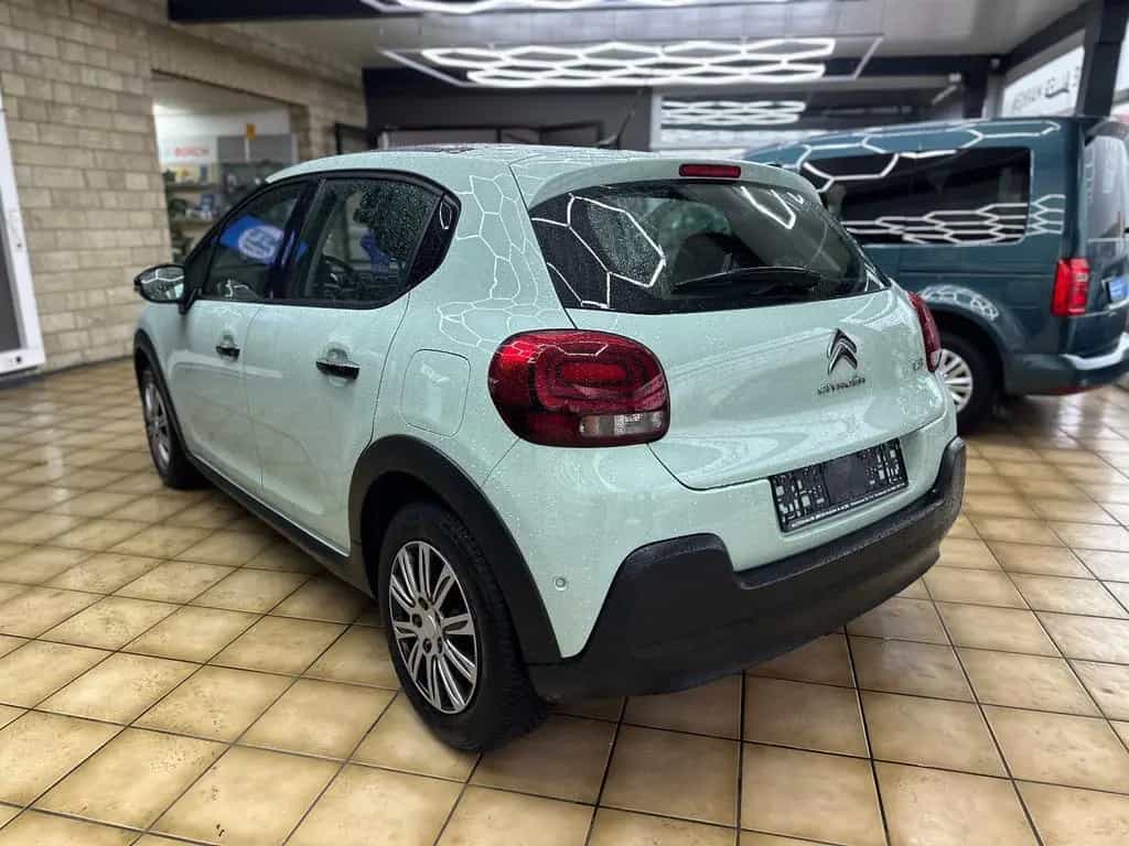 Citroën C3 1.2 PureTech 110 Shine*TÜV*PANORAMA*NAVI*SHZ* 05/2018-photo-4