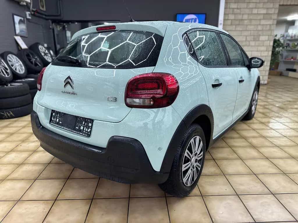 Citroën C3 1.2 PureTech 110 Shine*TÜV*PANORAMA*NAVI*SHZ* 05/2018-photo-6