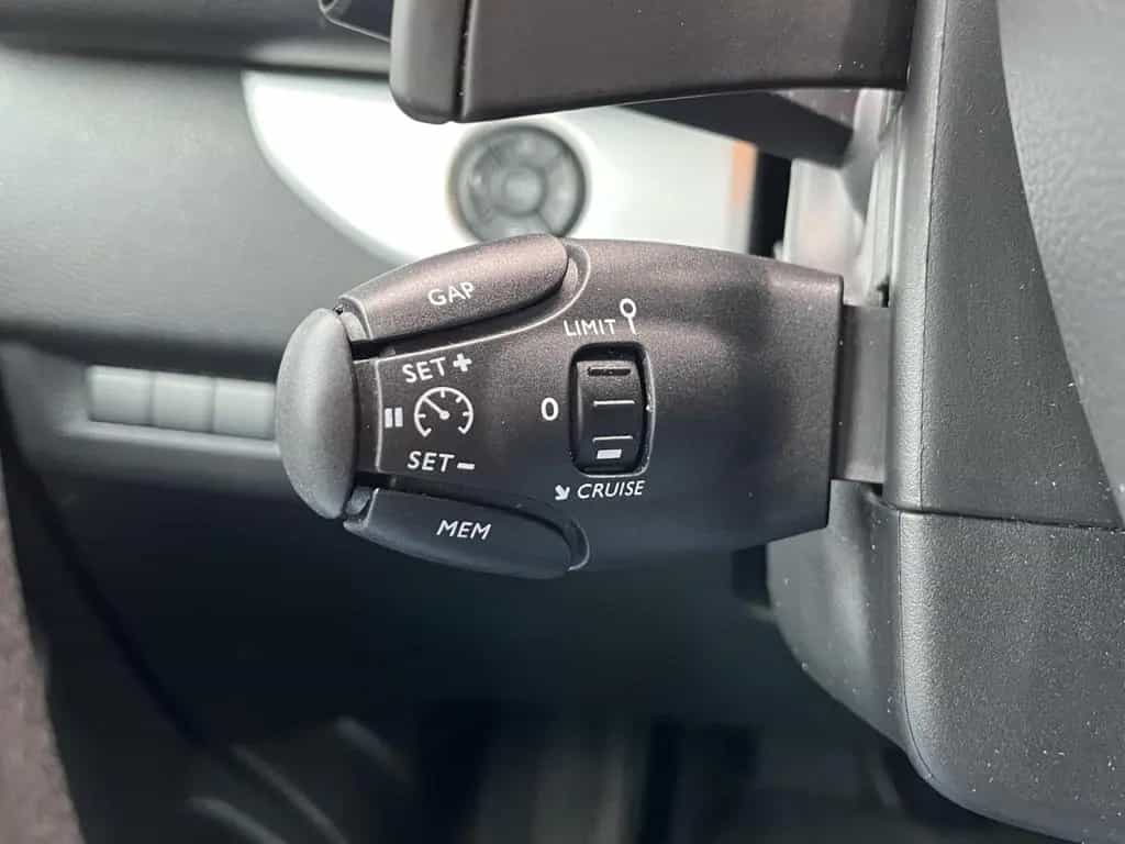Citroën Spacetourer BlueHDi 145 2.0 *NAVI*CAM*SITZHZG* 10/2021-photo-16