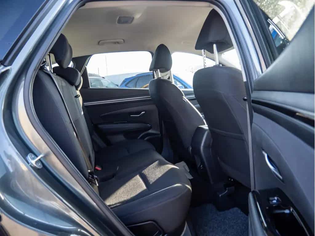 Hyundai TUCSON Smart 1,6 T-GDI 150 Ganzjahresreifen 06/2022-photo-7