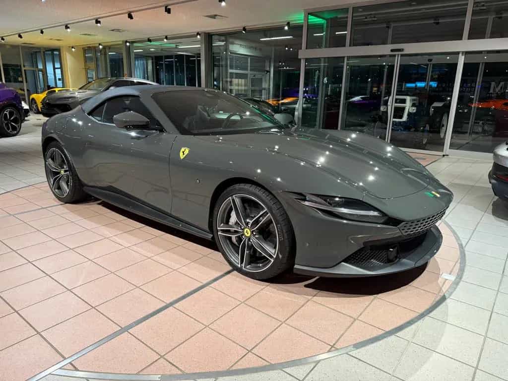 Ferrari Roma Spider MAGNETIC*PASSENGER*LED*360° 04/2026-photo-1