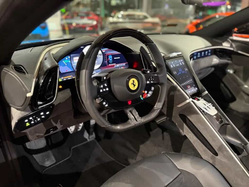 Ferrari Roma Spider MAGNETIC*PASSENGER*LED*360° 04/2026-photo-15