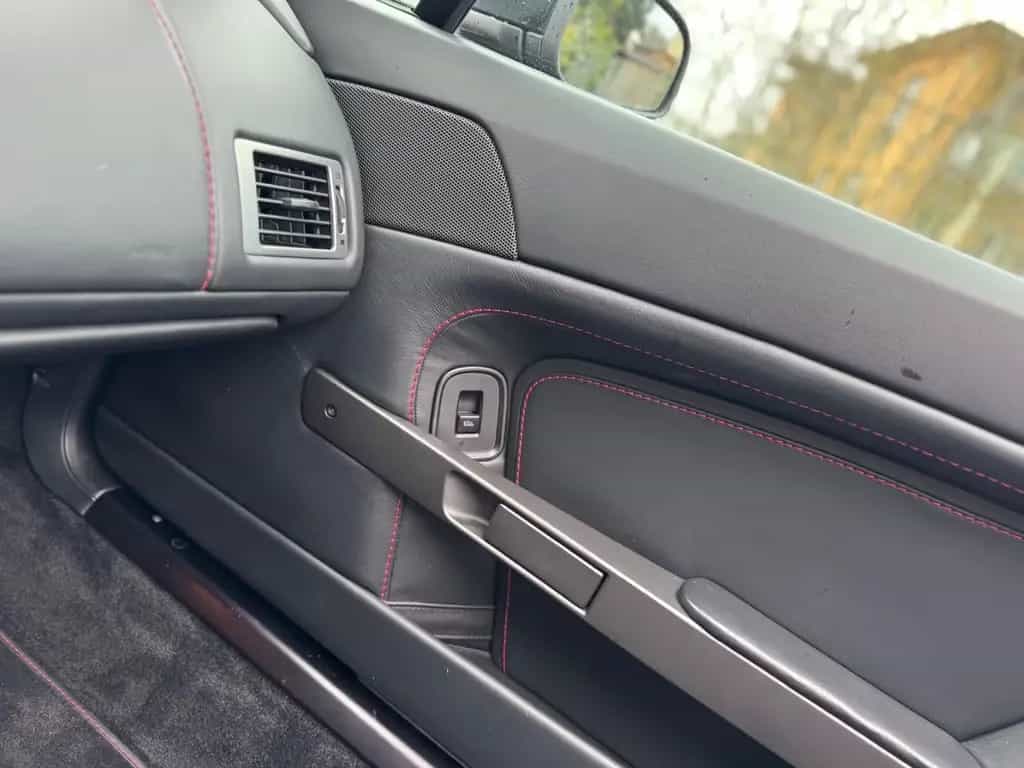 Aston Martin V8 Vantage Roadster 4.3l Sportshift  3XSCHWARZ 02/2008-photo-12