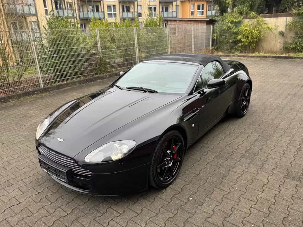 Aston Martin V8 Vantage Roadster 4.3l Sportshift  3XSCHWARZ 02/2008-photo-2