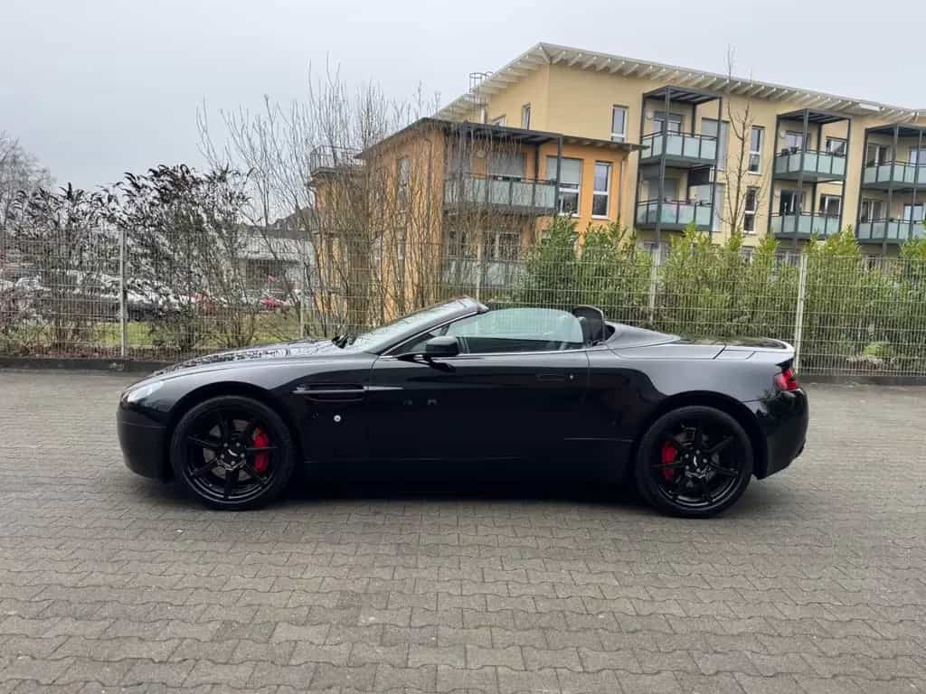 Aston Martin V8 Vantage Roadster 4.3l Sportshift  3XSCHWARZ 02/2008-photo-3