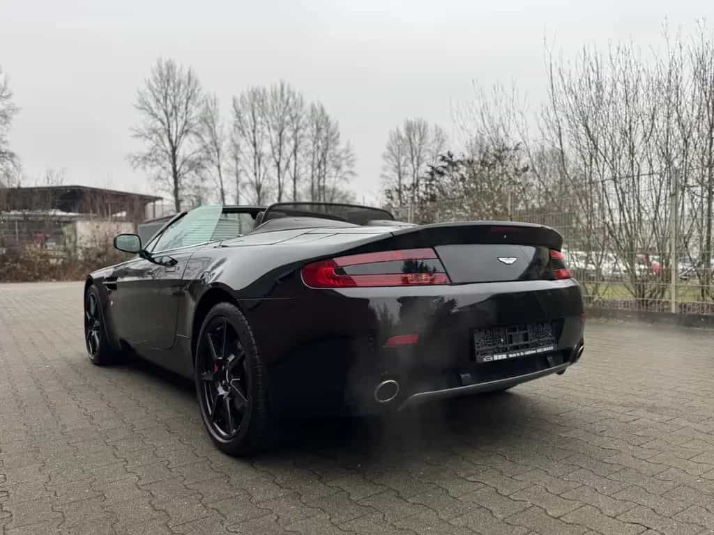 Aston Martin V8 Vantage Roadster 4.3l Sportshift  3XSCHWARZ 02/2008-photo-4
