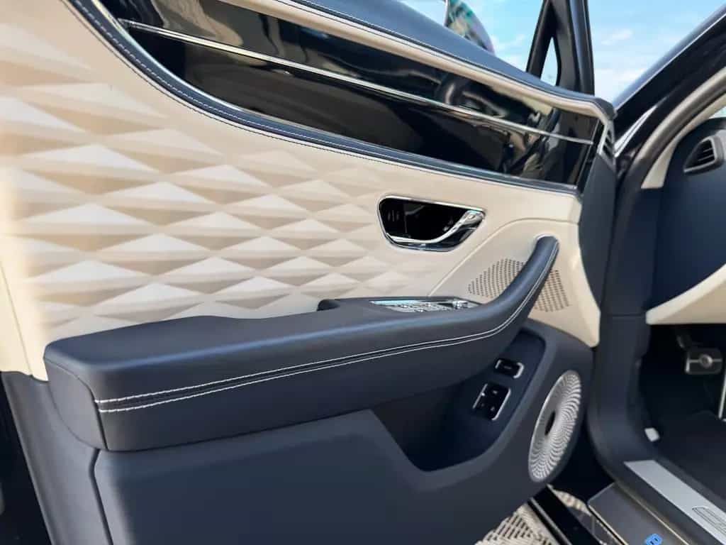 Bentley Flying Spur W12 | FIRST EDITION | NEW SERVICE 26 07/2020-photo-19