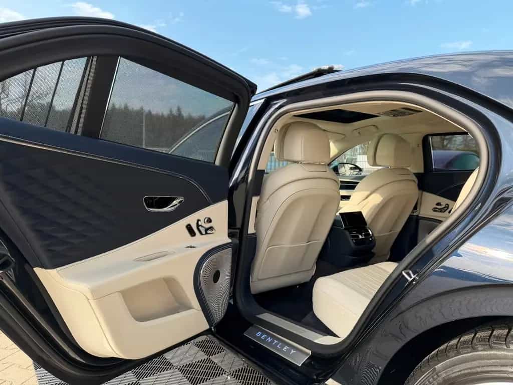 Bentley Flying Spur W12 | FIRST EDITION | NEW SERVICE 26 07/2020-photo-22