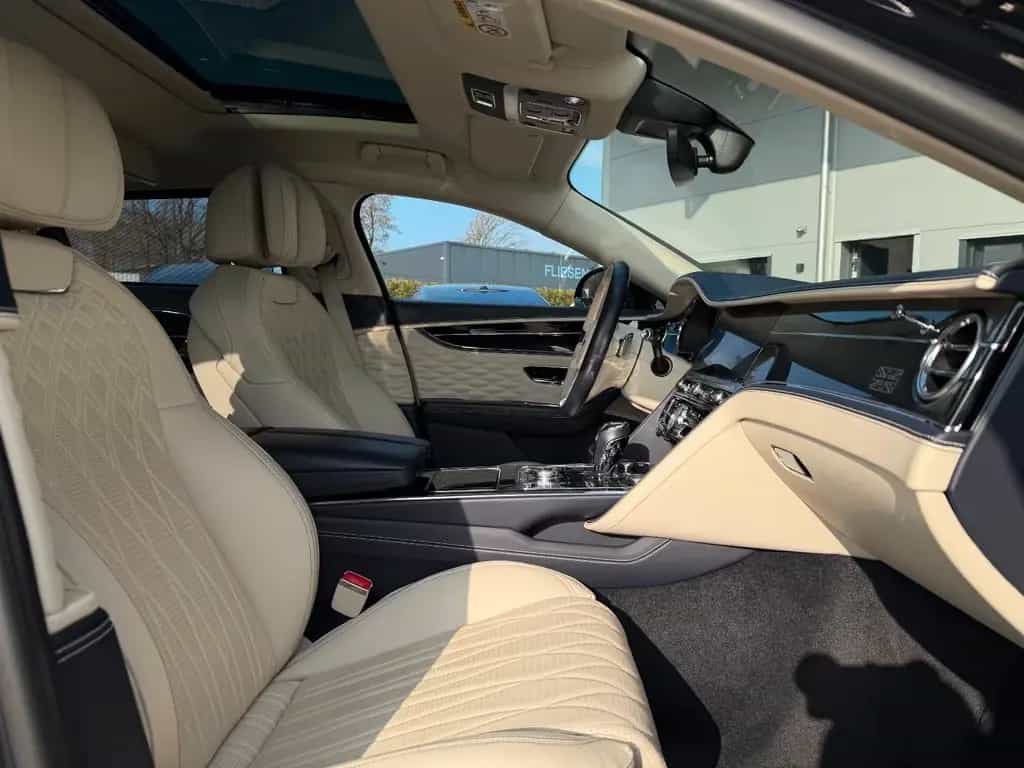 Bentley Flying Spur W12 | FIRST EDITION | NEW SERVICE 26 07/2020-photo-30