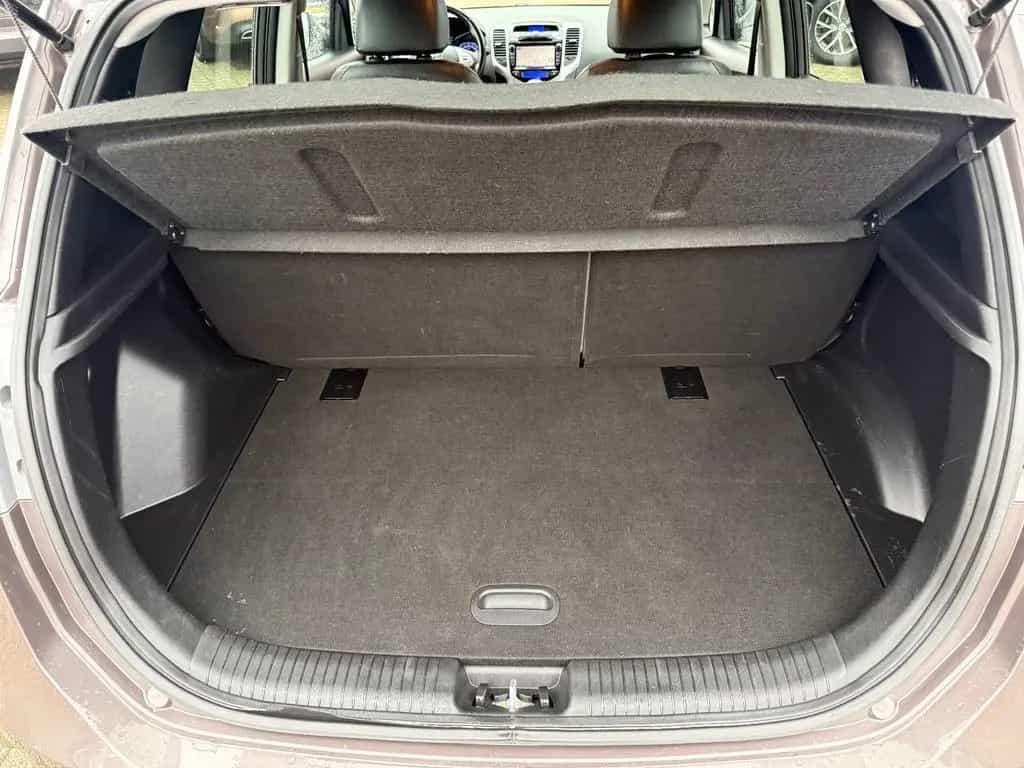 Hyundai ix20 FIFA world Cup Edition 08/2015-photo-18