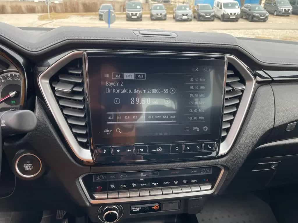 Isuzu D-Max V-CROSS DC ( * GARANTIE BIS 10 / 2028 * ) 10/2023-photo-13