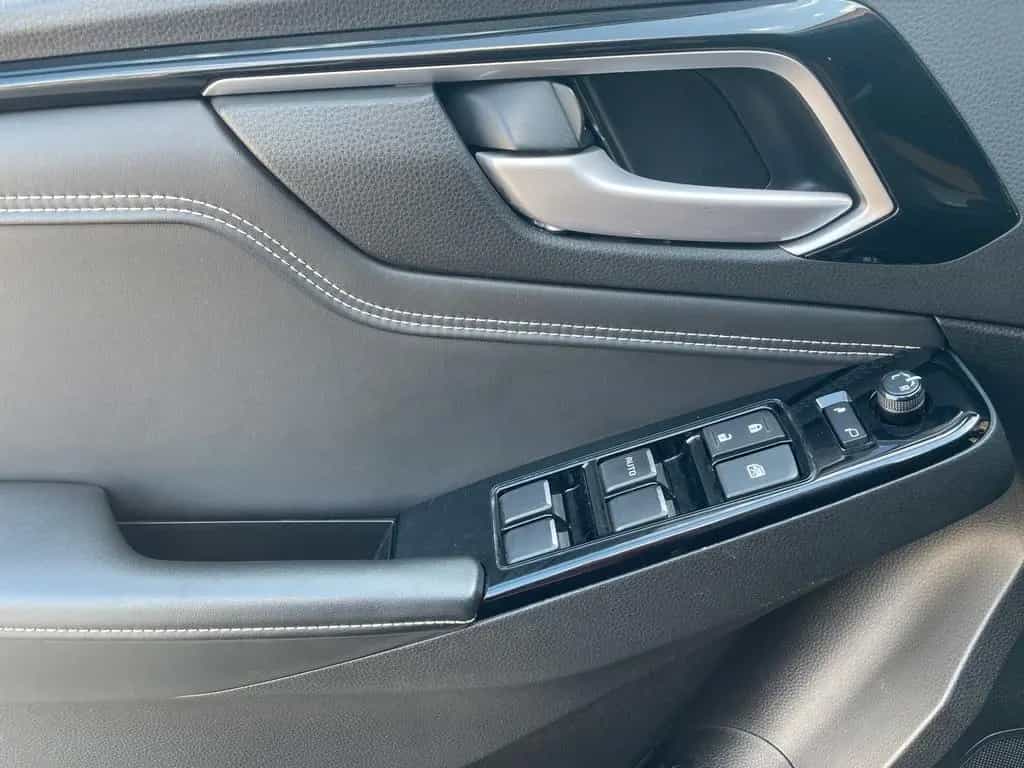 Isuzu D-Max V-CROSS D-CAB (* GARANTIE BIS 09 / 2028 *) 09/2023-photo-11