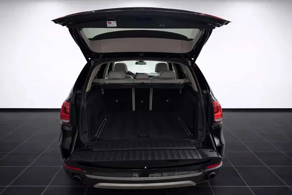 BMW X5 xDrive 35 i 01/2014-photo-21