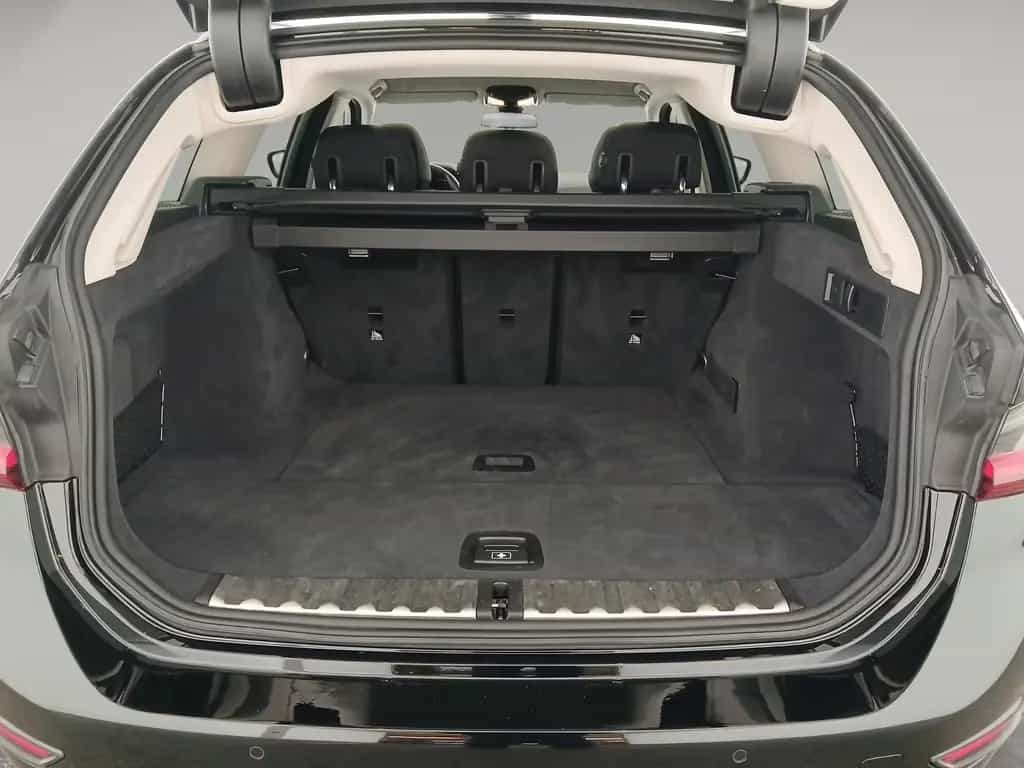 BMW 320 i Touring LiveCockpitProf PDC HiFi Alarm 06/2022-photo-11