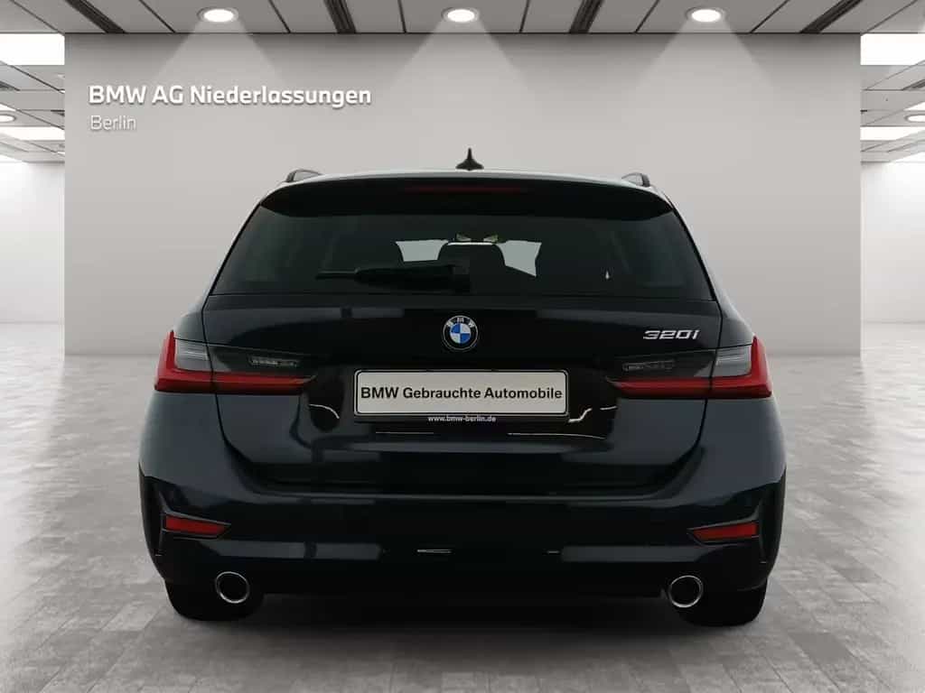 BMW 320 i Touring LiveCockpitProf PDC HiFi Alarm 06/2022-photo-4