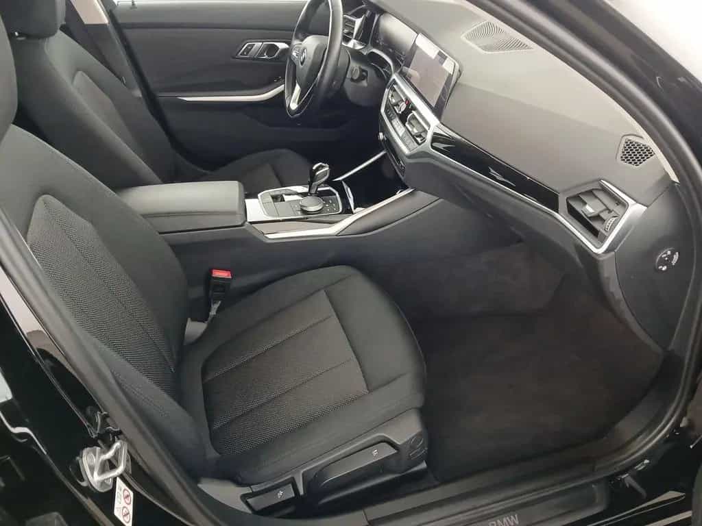 BMW 320 i Touring LiveCockpitProf PDC HiFi Alarm 06/2022-photo-7